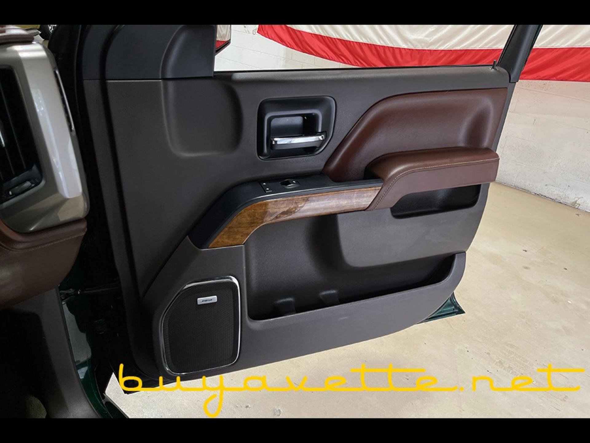 Used 2015 Chevrolet Silverado 1500 High Country w/ High Country Premium Package image 22