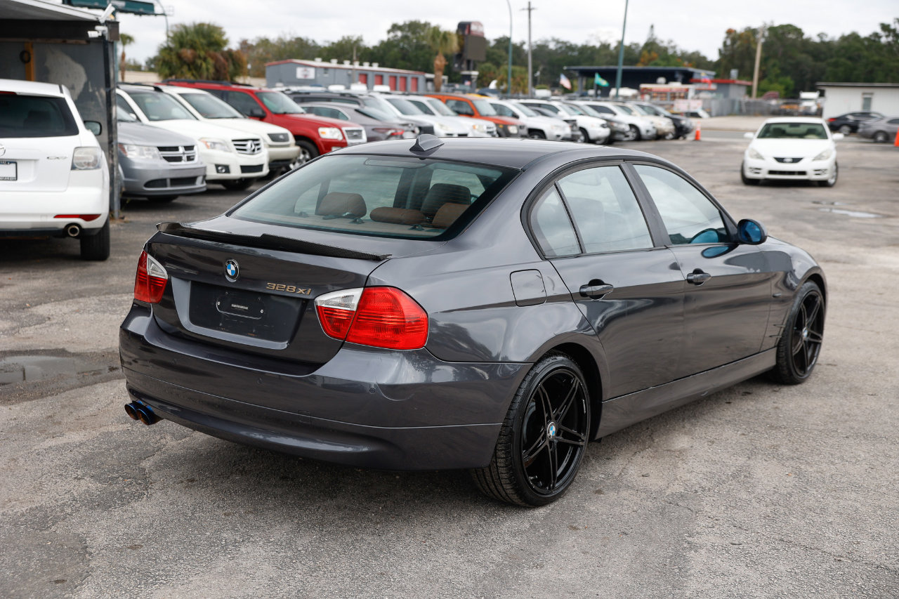 Used 2008 BMW 328xi Sedan image 11