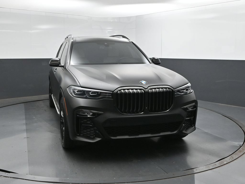 Used 2021 BMW X7 xDrive40i w/ M Sport Package AWD/4WD image 17