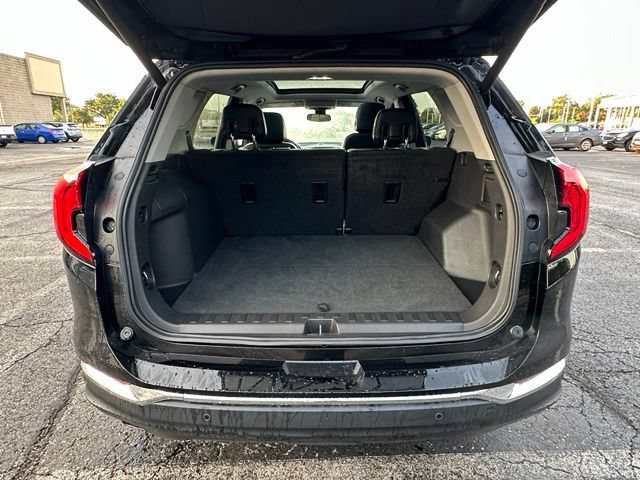 Used 2019 GMC Terrain SLT w/ Preferred Package AWD/4WD image 14