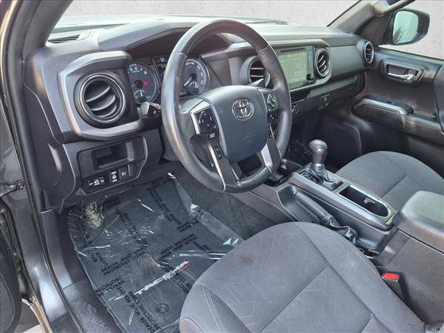 Used 2019 Toyota Tacoma TRD Off-Road AWD/4WD image 9