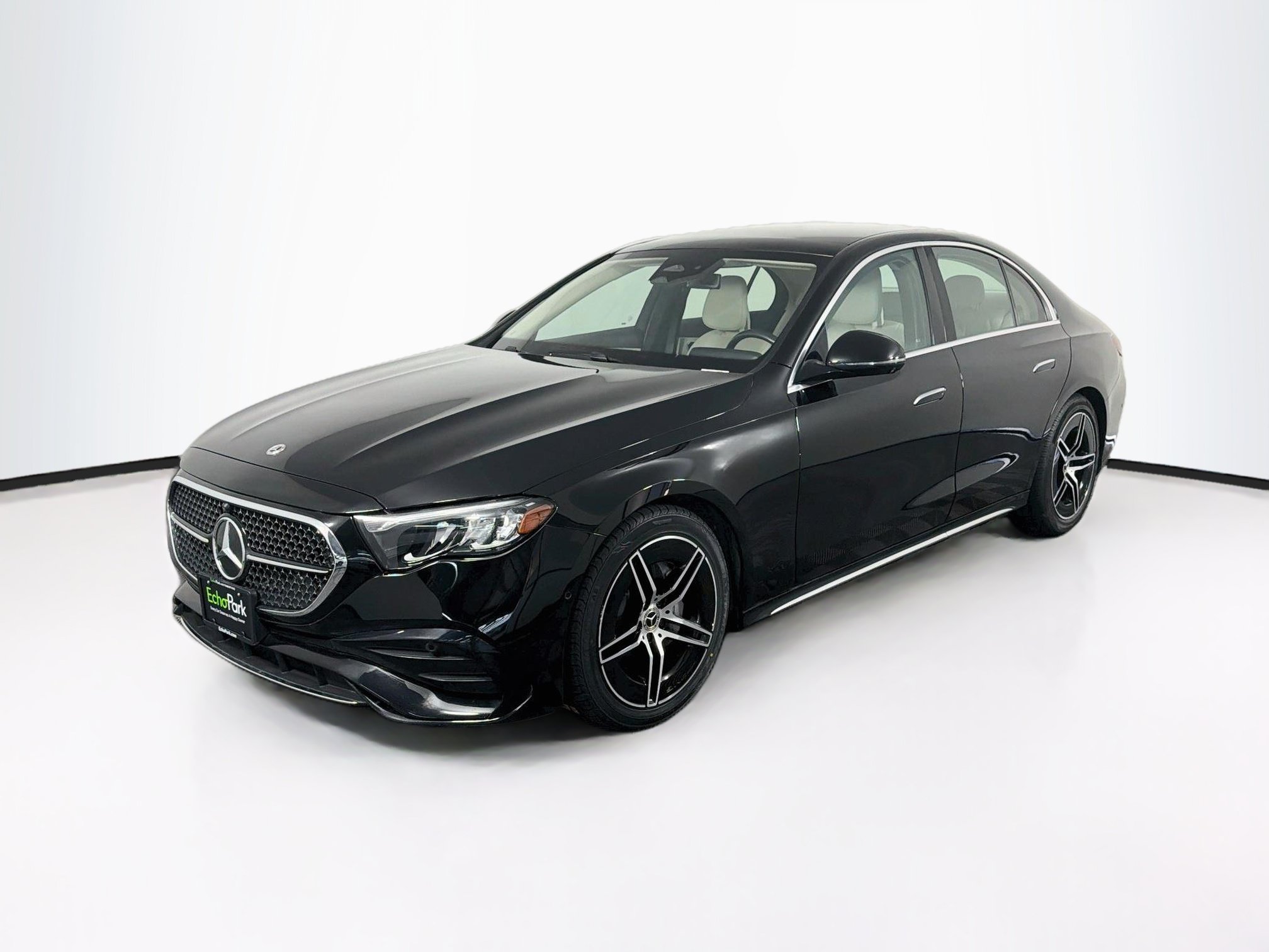 Used 2025 Mercedes-Benz E 350 Sedan w/ Winter Package image 3