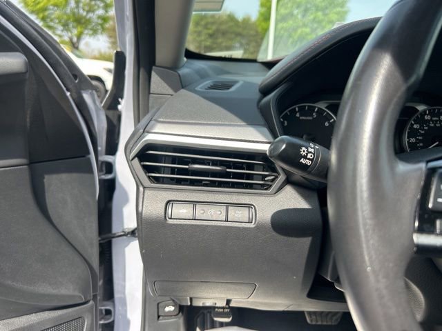 Used 2024 Nissan Altima 2.5 SR image 23