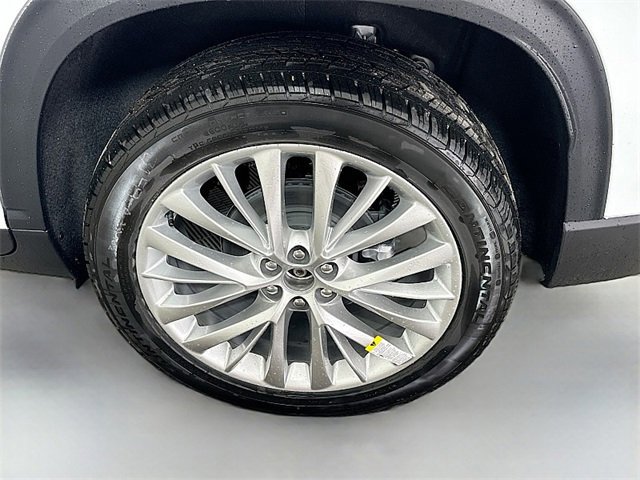 New 2026 Chevrolet Traverse LT w/ Driver Confidence Package image 21