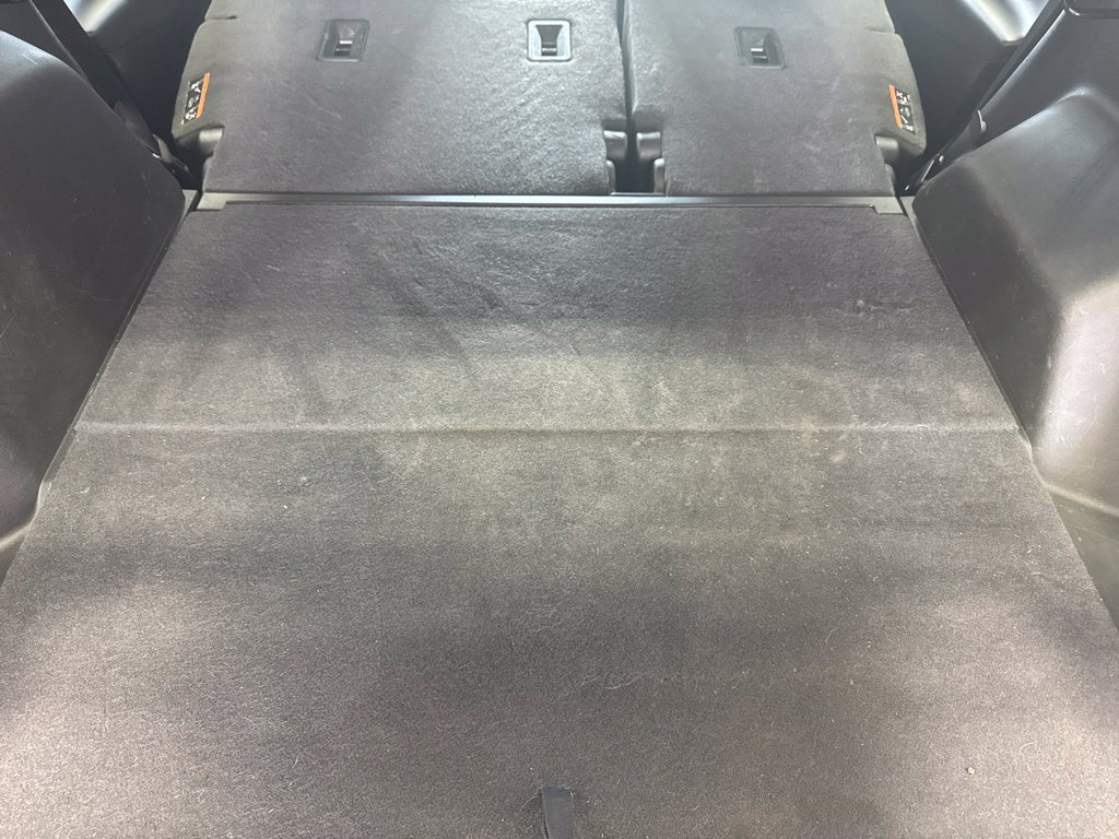 Used 2020 Chevrolet Equinox LT FWD image 27