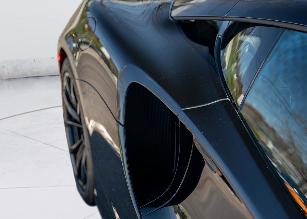 New 2025 McLaren Artura image 29