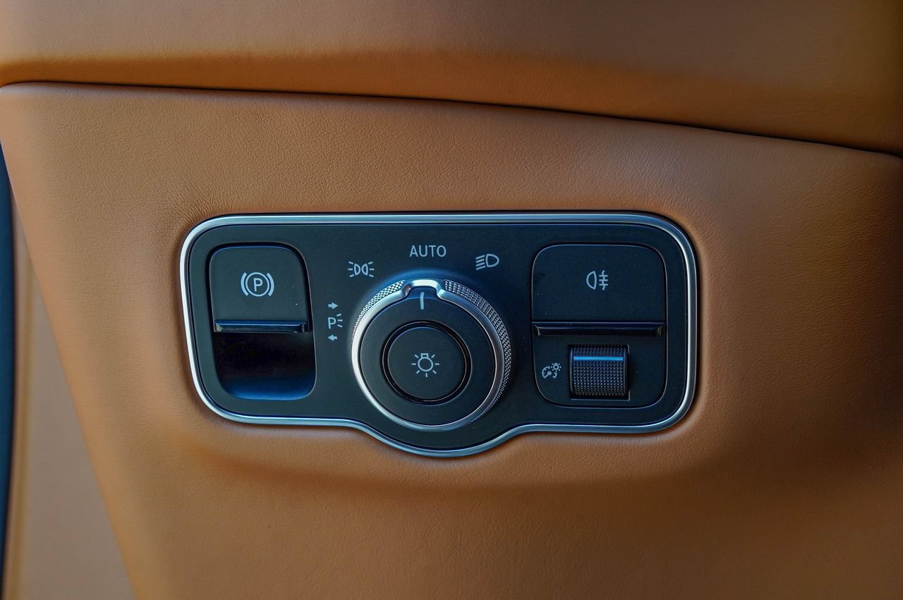 New 2026 Aston Martin DBX 707 AWD/4WD image 27