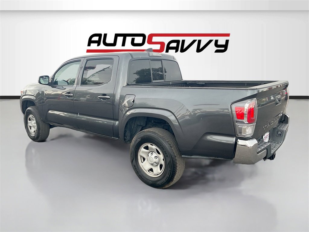 Used 2022 Toyota Tacoma SR image 5