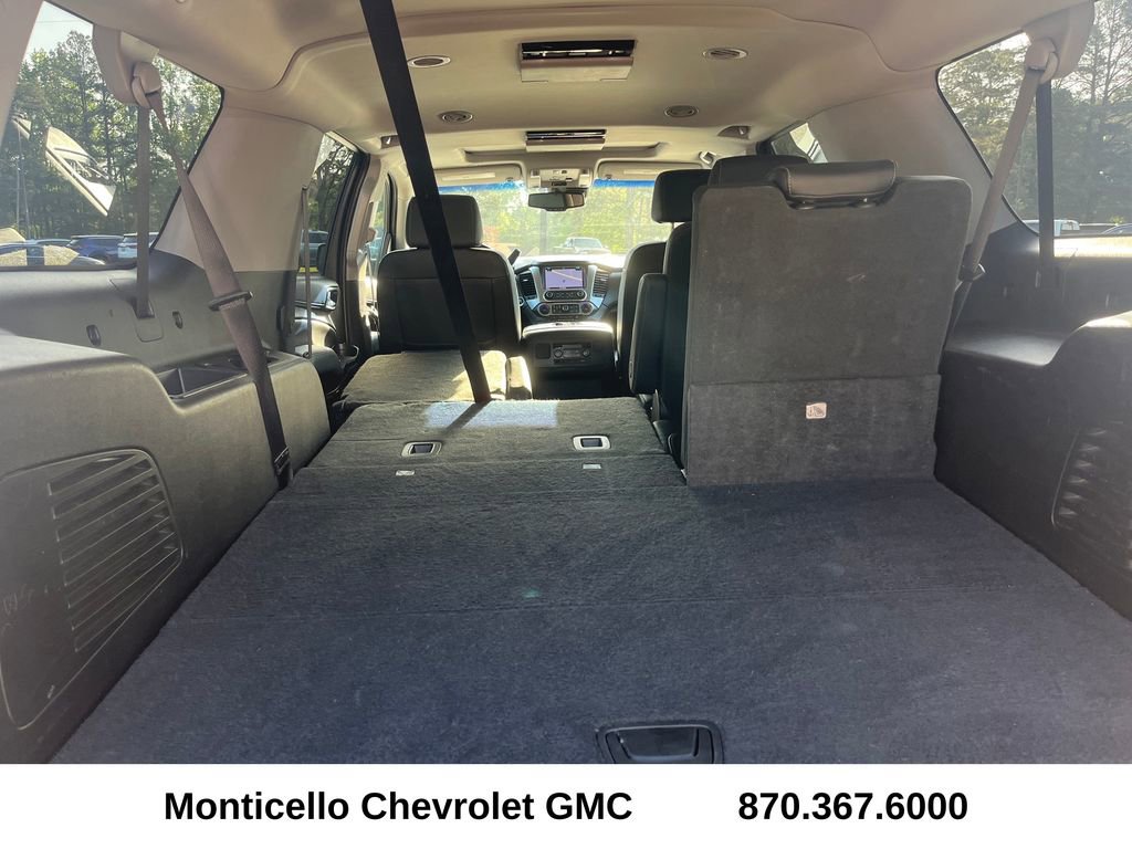 Used 2019 Chevrolet Suburban Premier AWD/4WD image 31