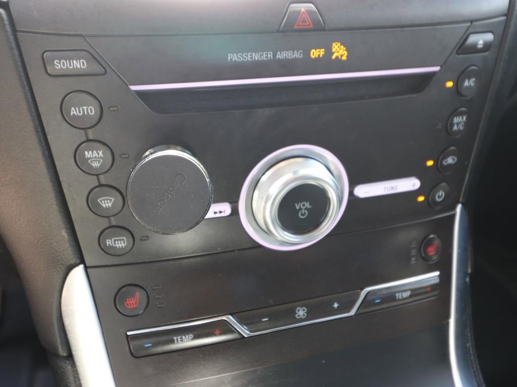 Used 2019 Ford Edge Titanium FWD image 21