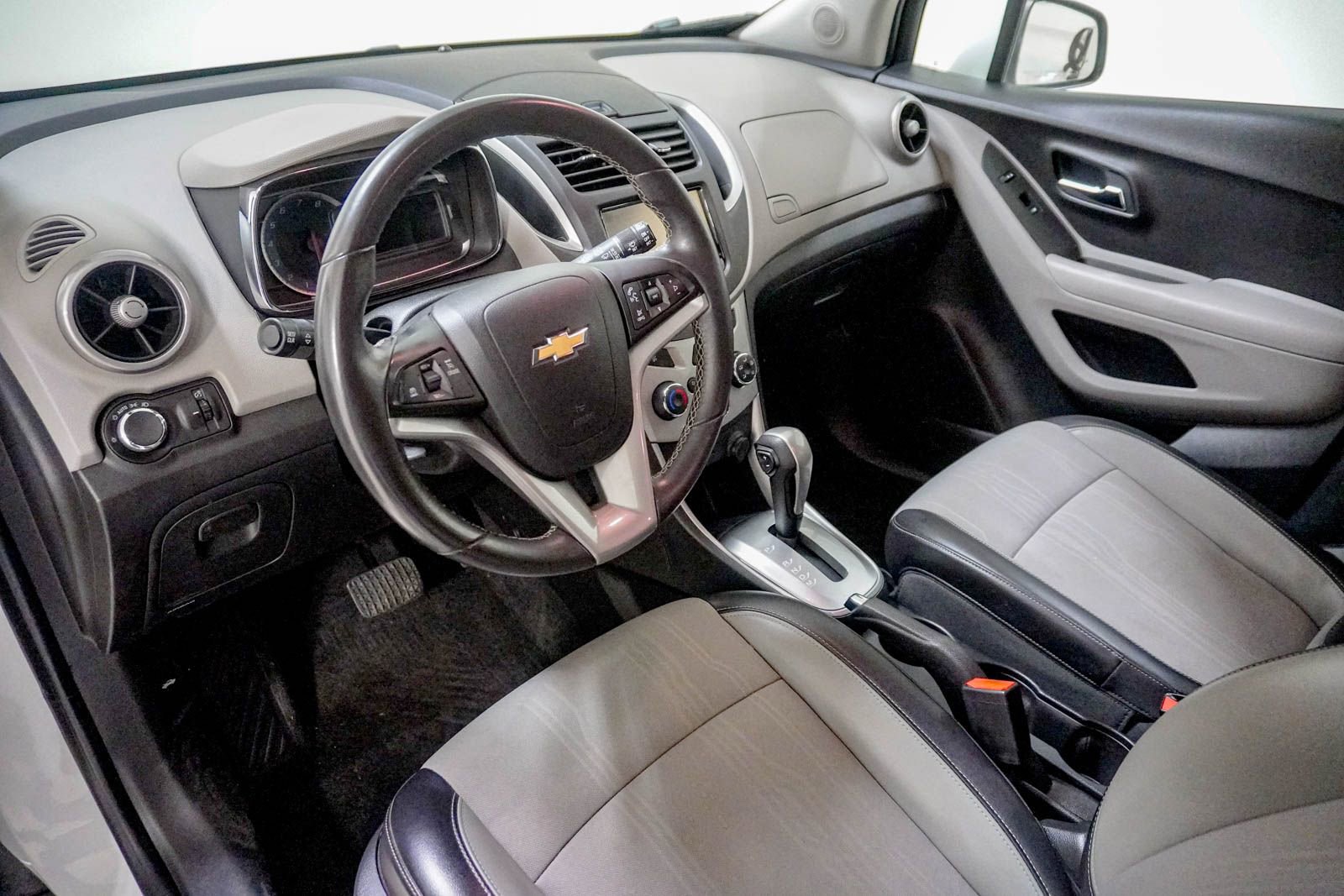 Used 2015 Chevrolet Trax LT w/ LT Plus Package image 19