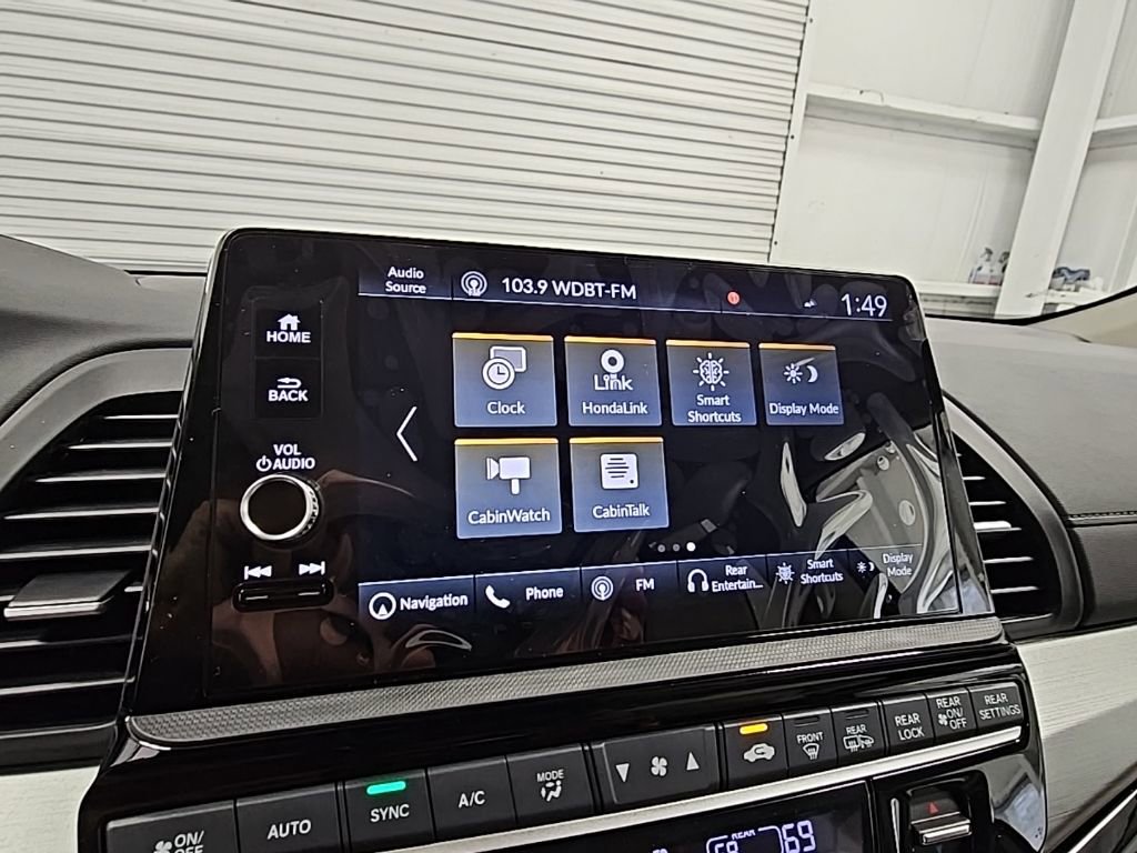 New 2026 Honda Odyssey Touring image 18