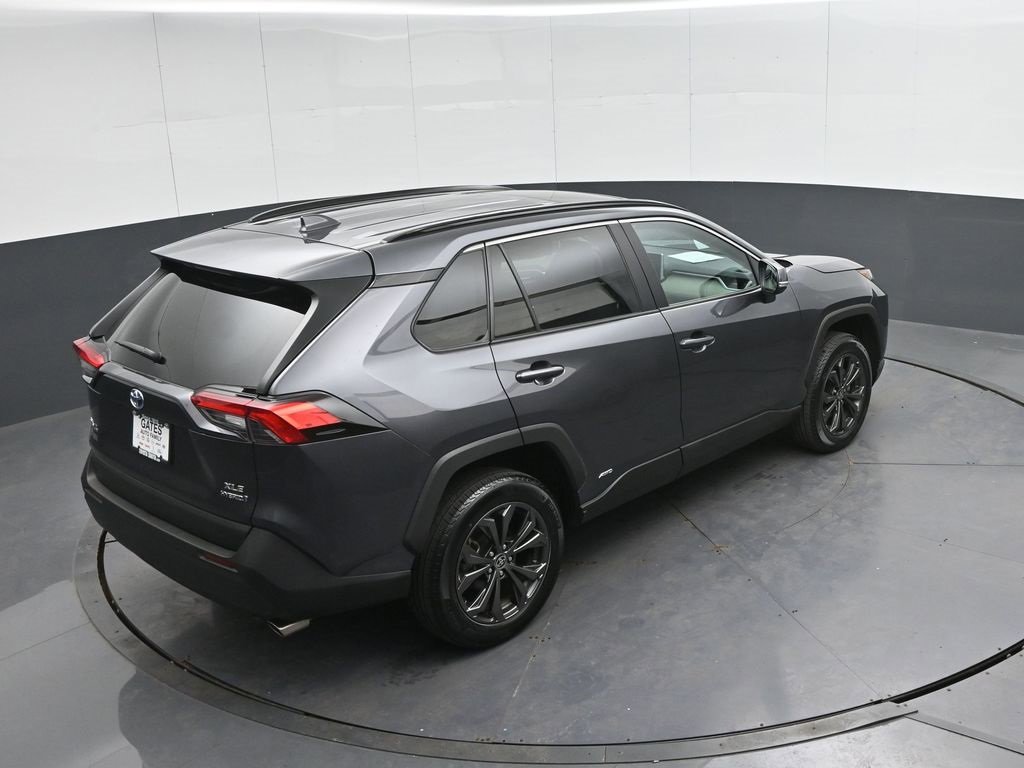 Used 2023 Toyota RAV4 XLE Premium image 50