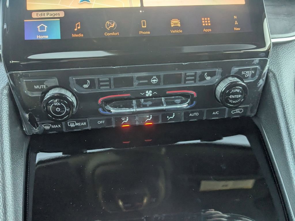 New 2025 Jeep Grand Cherokee Limited w/ Black Appearance Package image 24