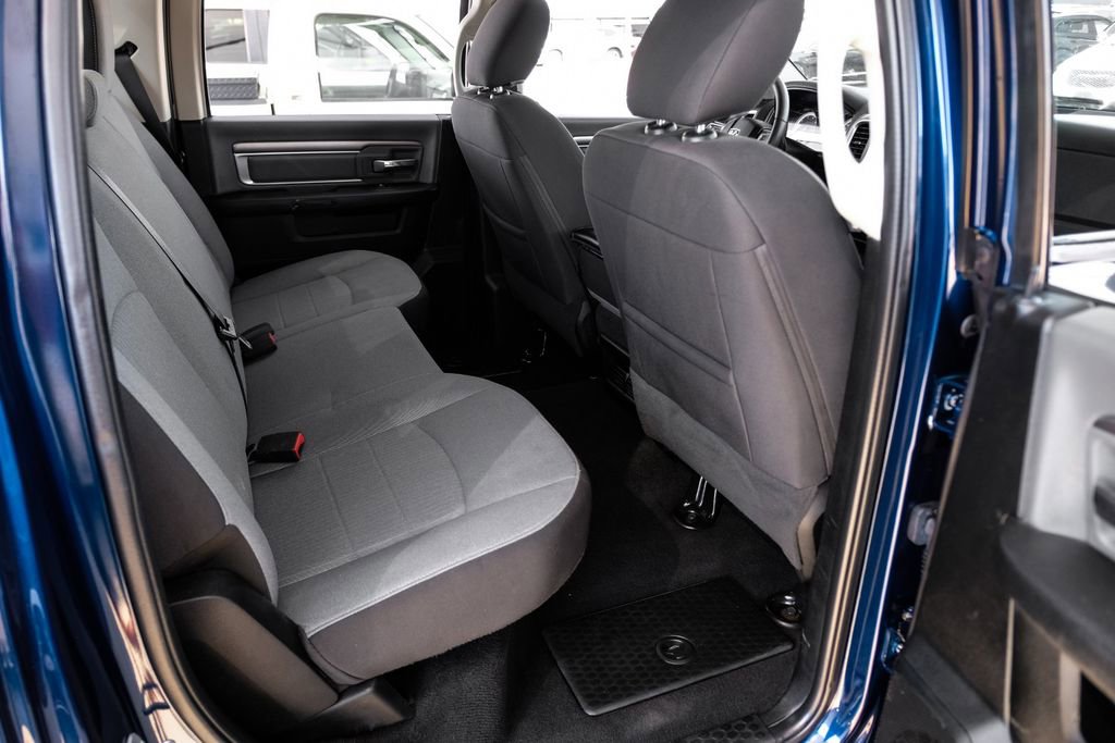 Used 2021 RAM 1500 Classic SLT image 32