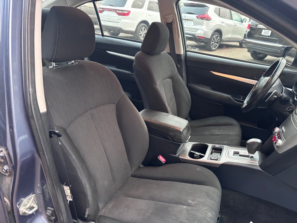 Used 2014 Subaru Legacy 2.5i Premium AWD/4WD image 4