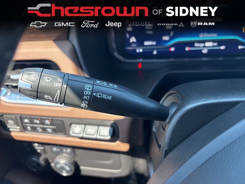 Used 2023 Chevrolet Suburban High Country image 53