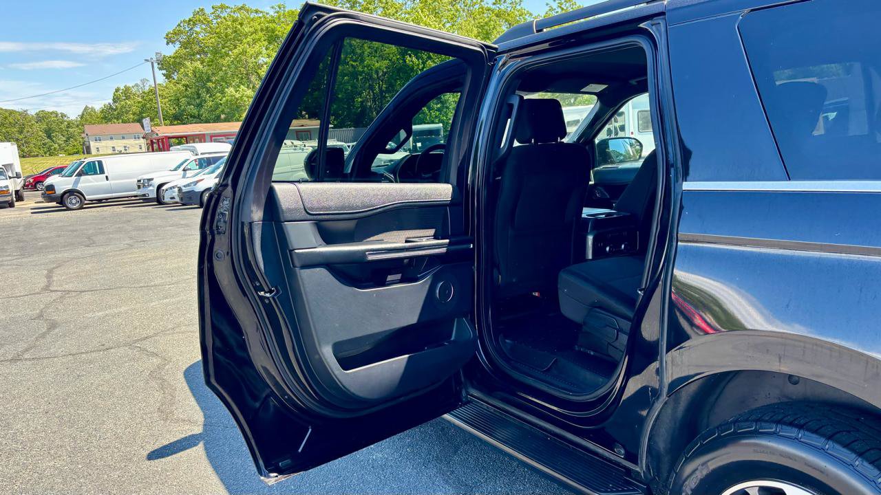 Used 2019 Ford Expedition Max XLT AWD/4WD image 17