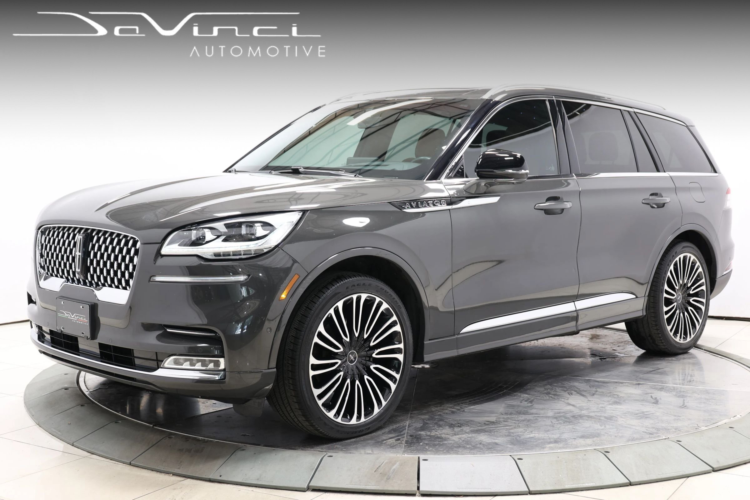 Used 2023 Lincoln Aviator Black Label w/ Class IV Trailer Tow Package AWD/4WD image 1