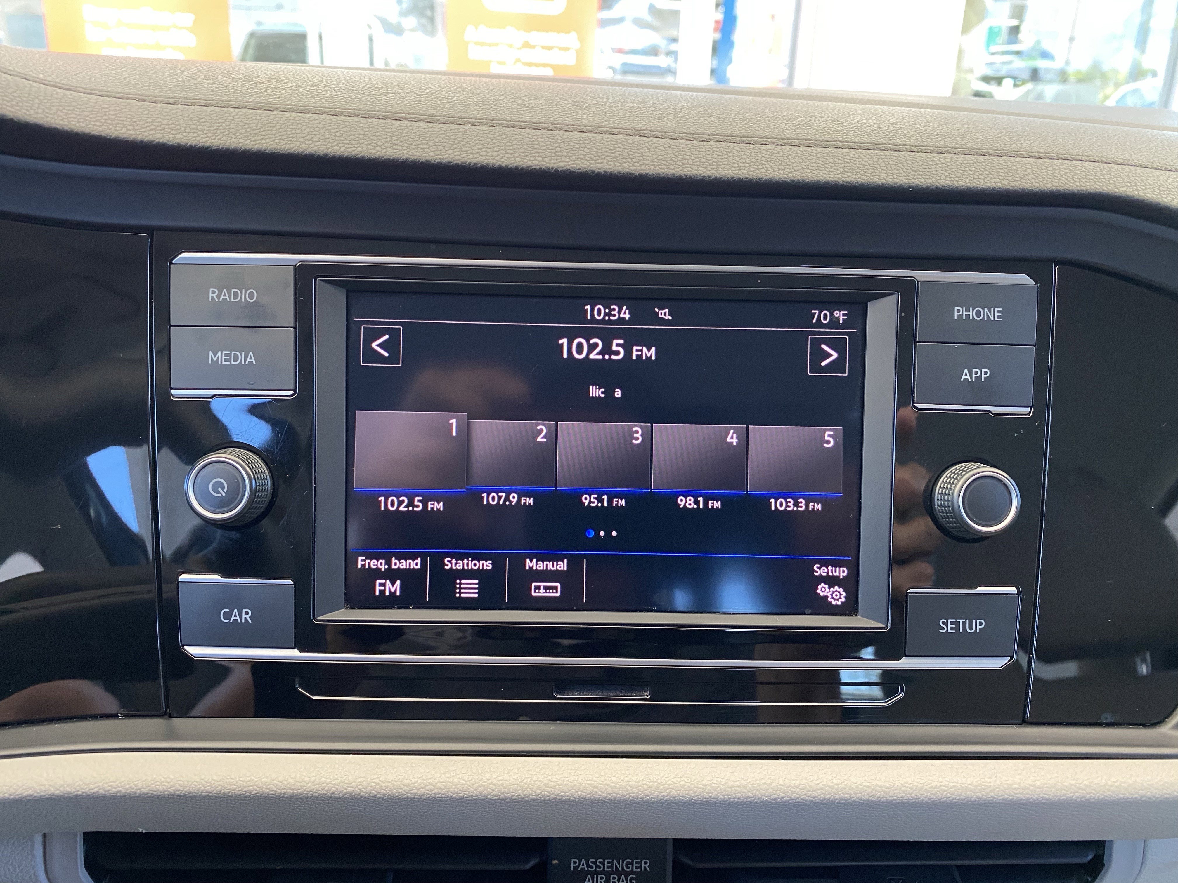 Used 2019 Volkswagen Jetta S image 3