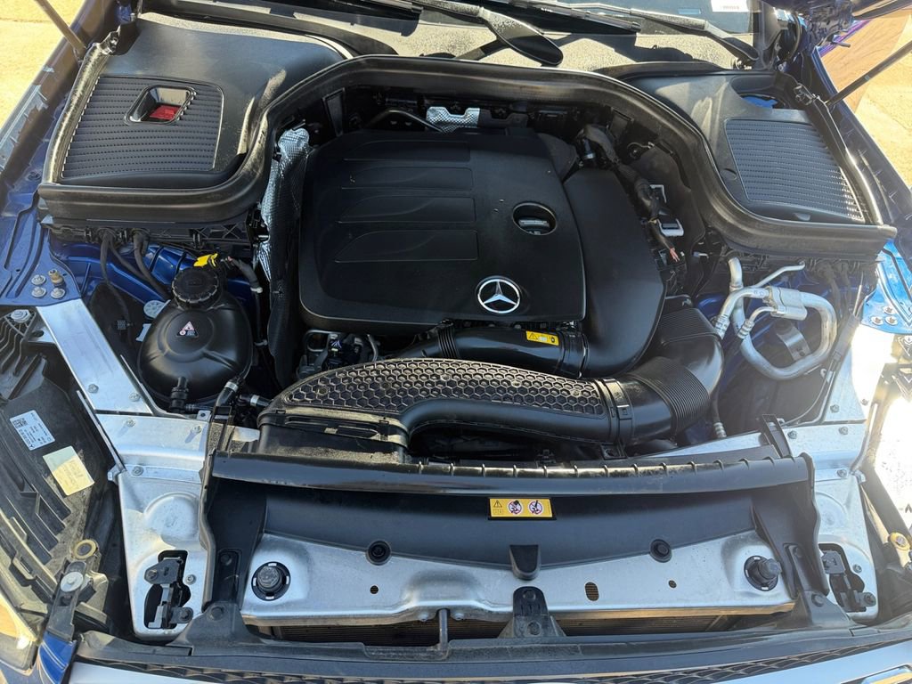 Certified 2022 Mercedes-Benz GLC 300 4MATIC w/ Premium Package Lite image 23