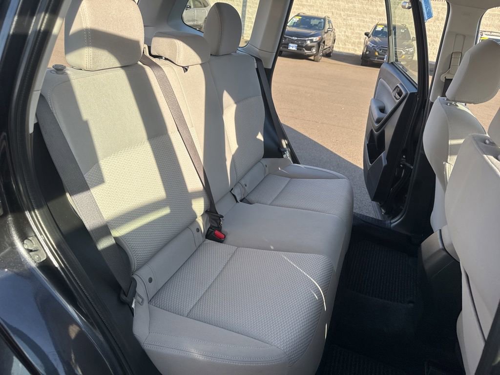Used 2017 Subaru Forester 2.5i w/ Alloy Wheel Package image 15