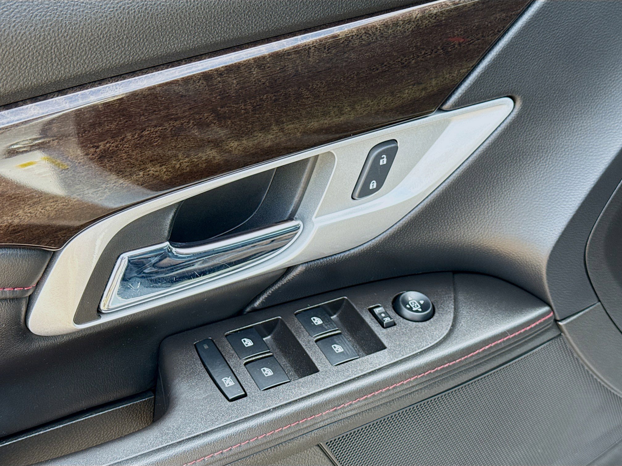 Used 2015 GMC Terrain Denali image 22