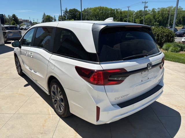 Used 2026 Honda Odyssey Touring image 5