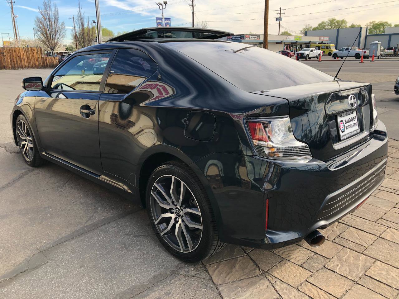 Used 2015 Scion tC image 4