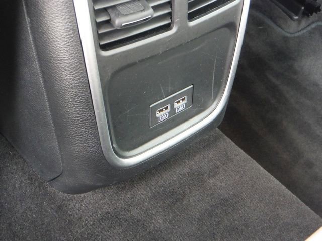 Certified 2018 Chrysler 300 Touring L image 37