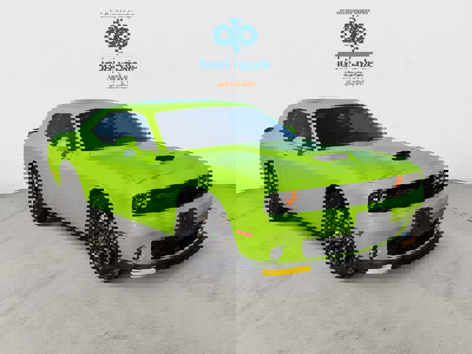 Used 2023 Dodge Challenger R/T w/ Plus Package image 35