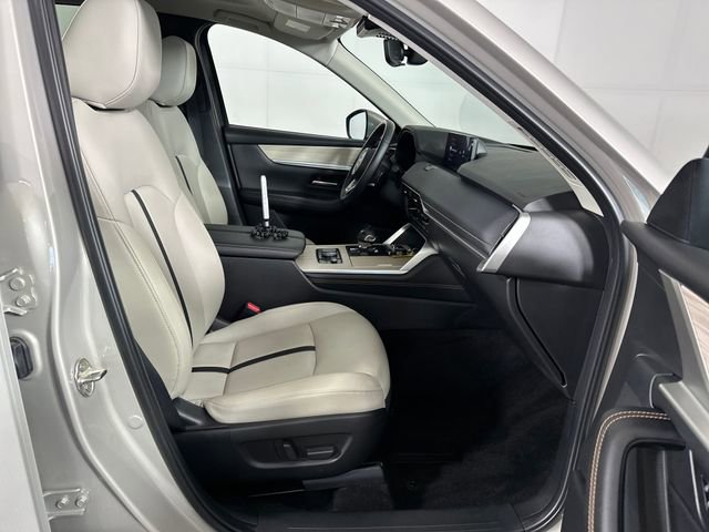 Used 2024 MAZDA CX-90 Plug-In Hybrid w/ Preferred image 28