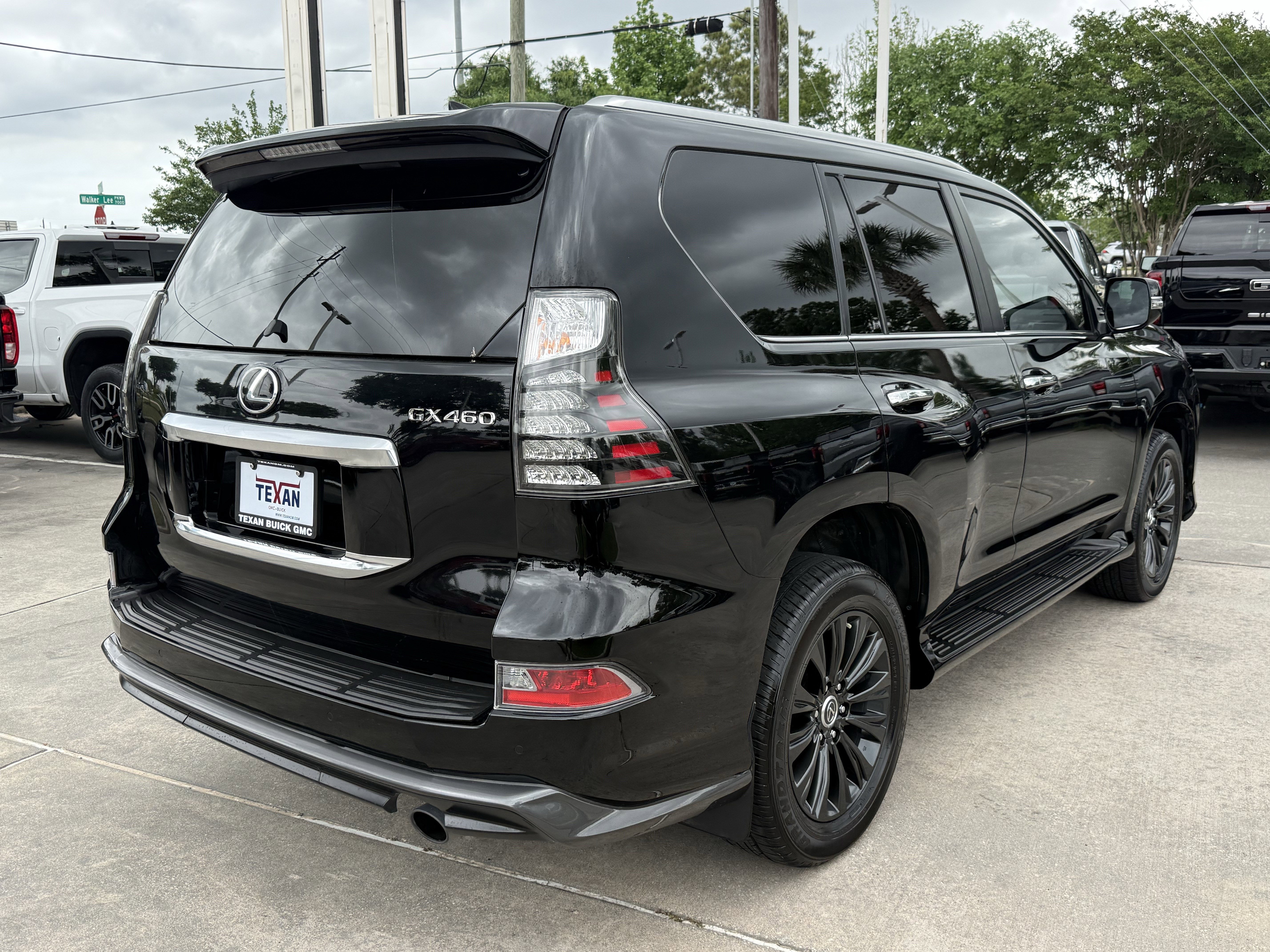 Used 2023 Lexus GX 460 Premium image 5