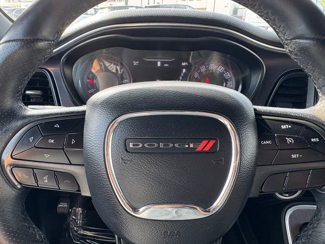 Used 2018 Dodge Challenger SXT w/ Blacktop Package image 19