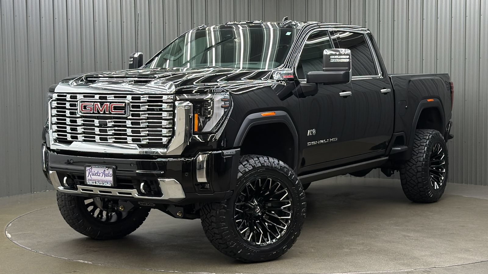 Used 2025 GMC Sierra 2500 Denali w/ Denali Reserve Package AWD/4WD image 1
