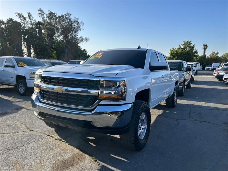 Used 2018 Chevrolet Silverado 1500 LT w/ All Star Edition RWD image 6