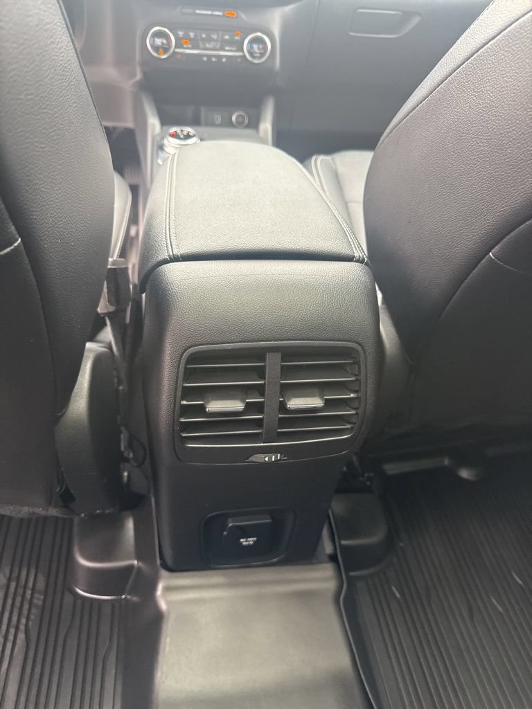 Certified 2020 Ford Escape Titanium w/ Titanium Premium Package 2.0 FWD image 60