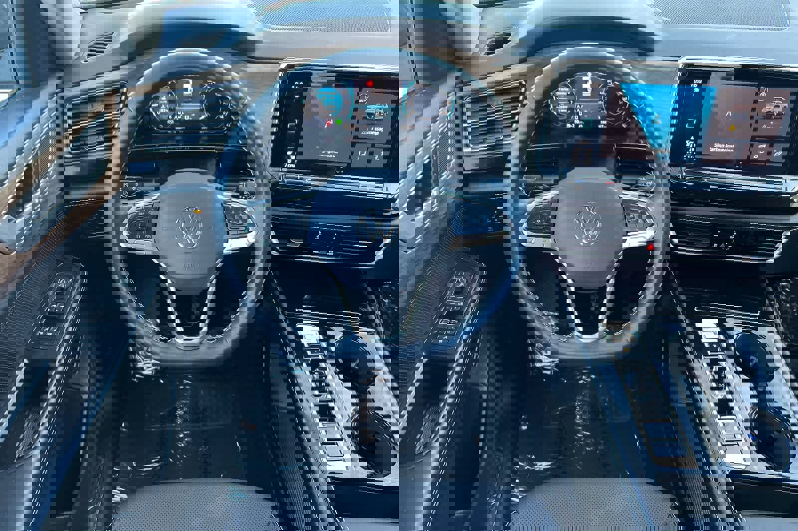 Used 2024 Volkswagen Atlas SE image 15