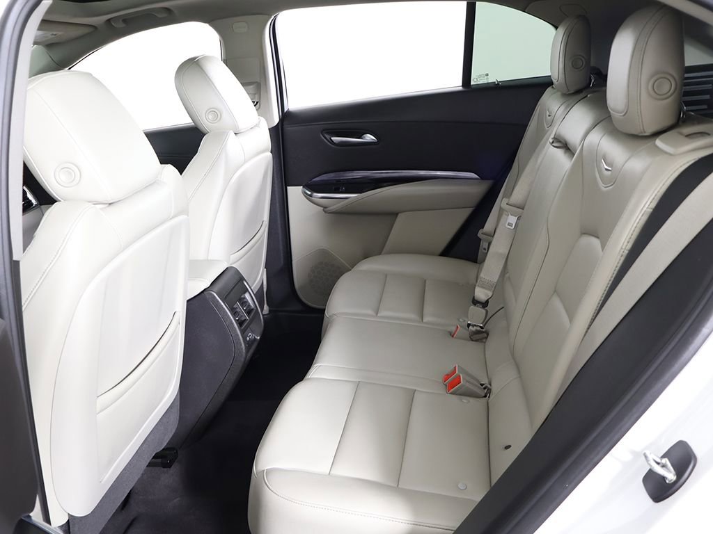 Used 2023 Cadillac XT4 Luxury w/ Cold Weather Package image 37