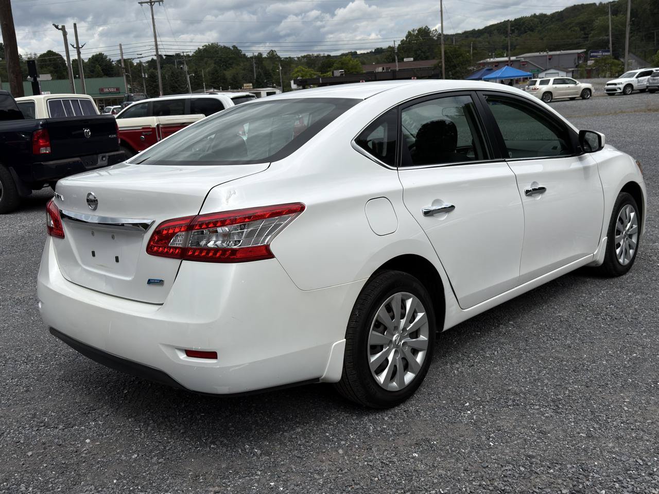 Used 2014 Nissan Sentra S FWD image 7