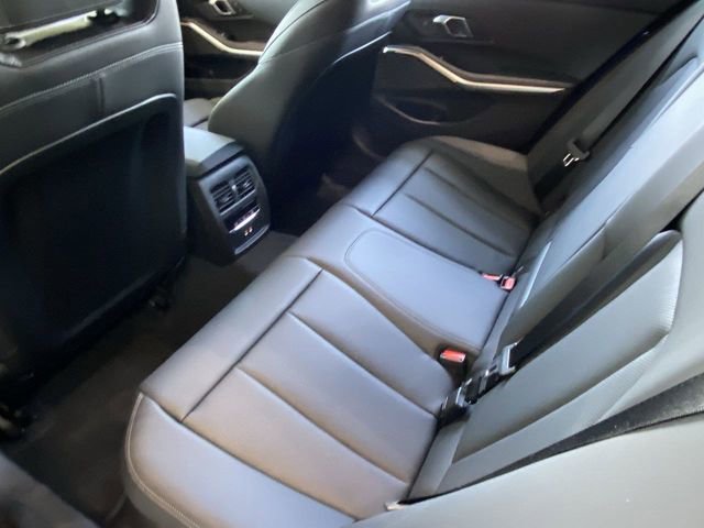 Used 2025 BMW 330i Sedan w/ M Sport Package RWD image 14