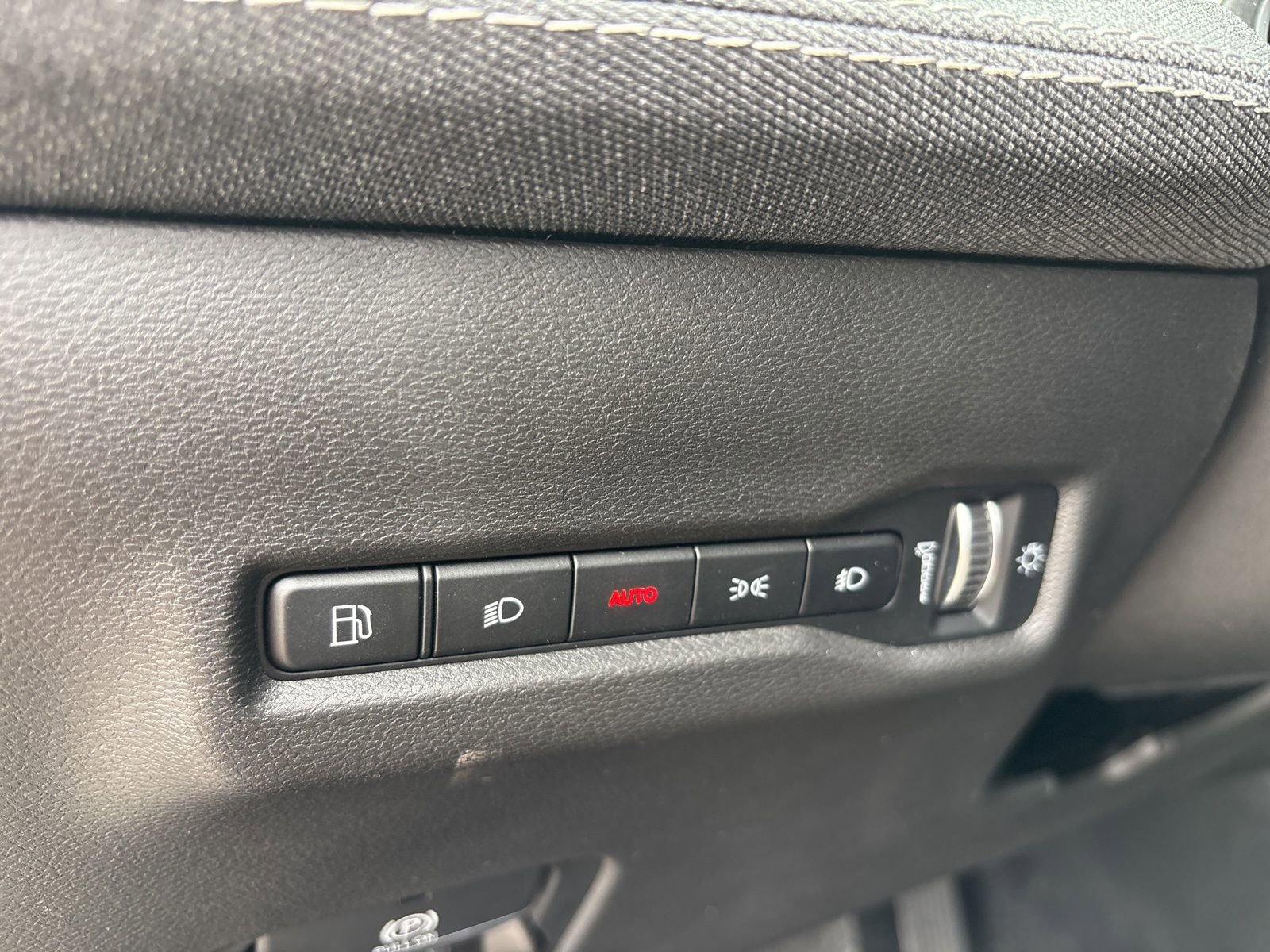 New 2026 Jeep Cherokee Laredo image 12
