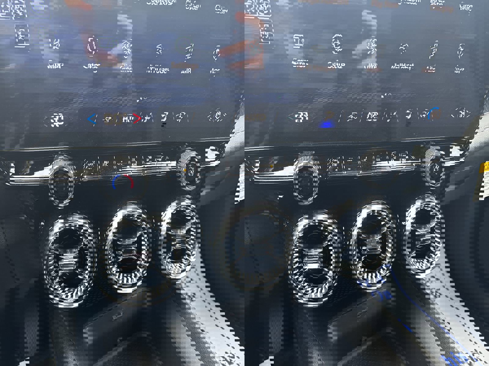 New 2026 Chevrolet Blazer EV LT image 21