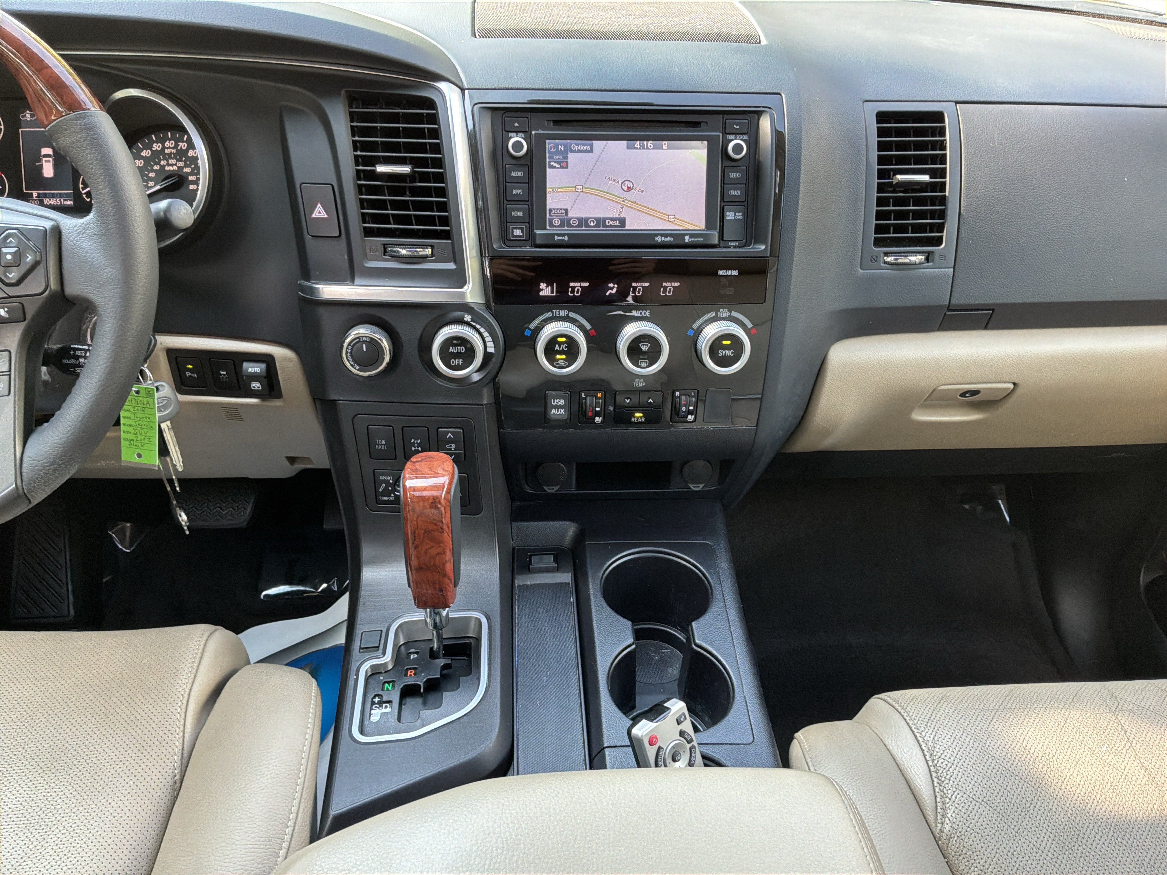 Used 2018 Toyota Sequoia Platinum AWD/4WD image 30