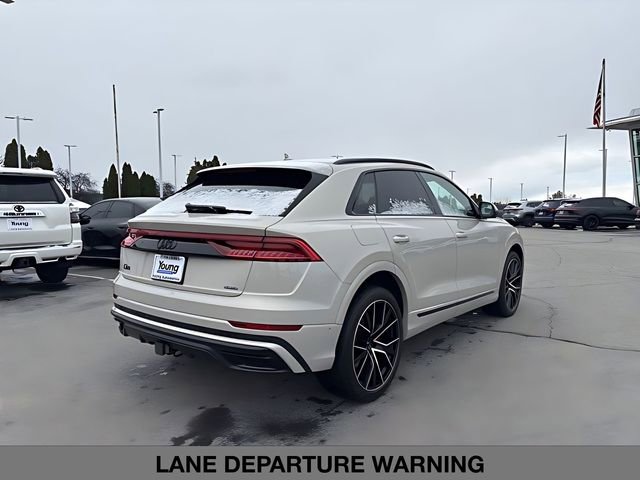 Used 2021 Audi Q8 Prestige w/ Prestige Package image 4