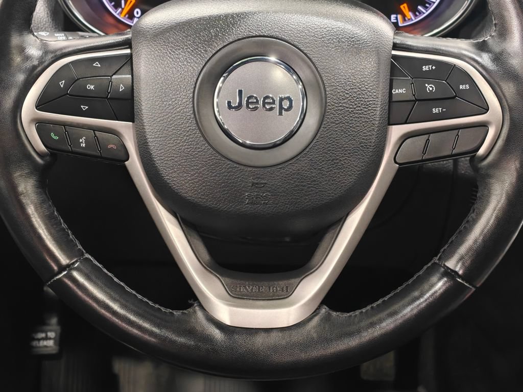 Used 2021 Jeep Grand Cherokee Limited AWD/4WD image 5