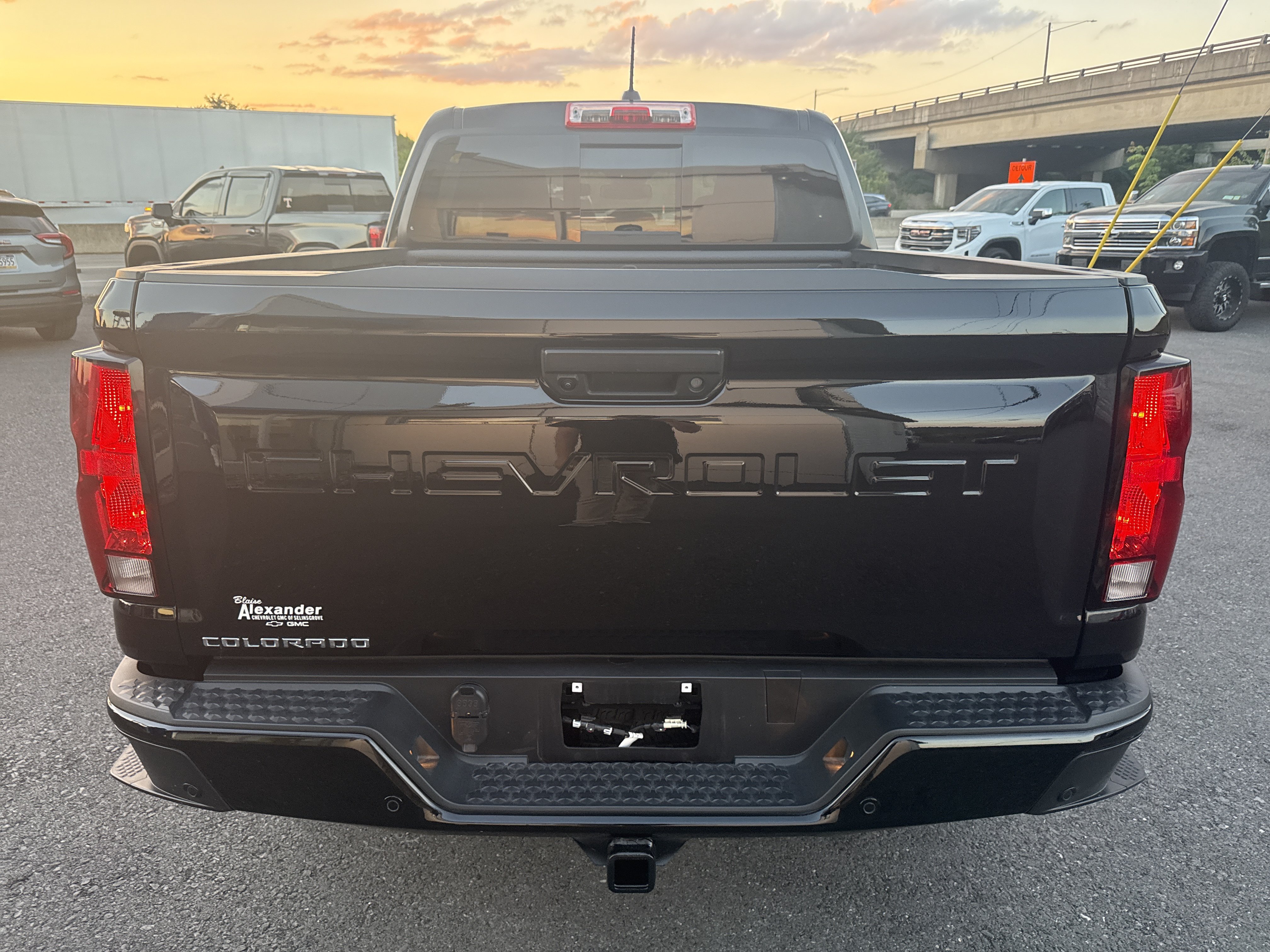 Used 2026 Chevrolet Colorado LT w/ Advanced Trailering Package AWD/4WD image 6