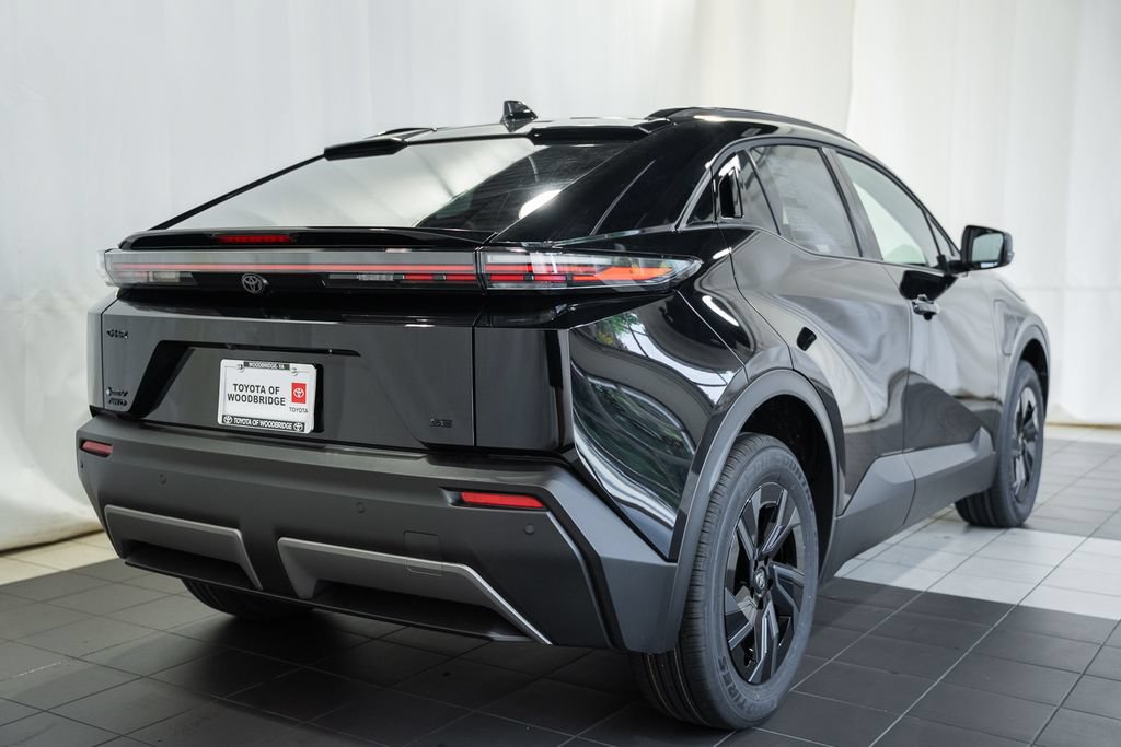 New 2026 Toyota C-HR AWD/4WD image 4