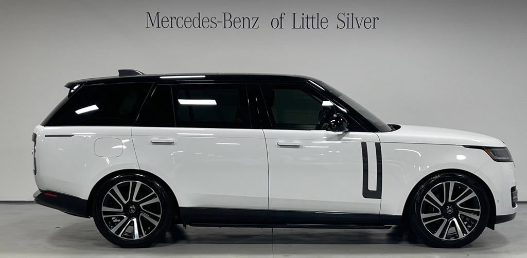 Used 2023 Land Rover Range Rover Long Wheelbase SE AWD/4WD image 7