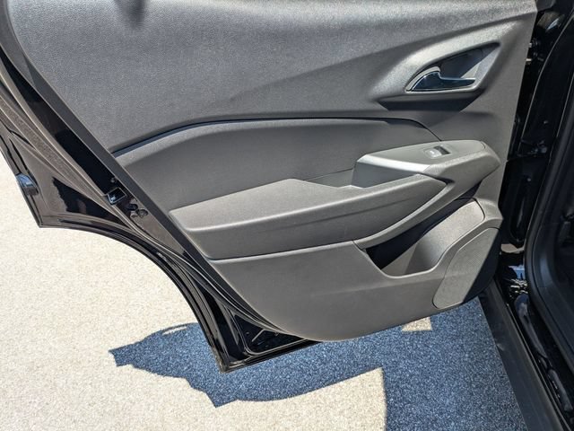 New 2026 Chevrolet Trax ACTIV w/ Sunroof Package FWD image 23